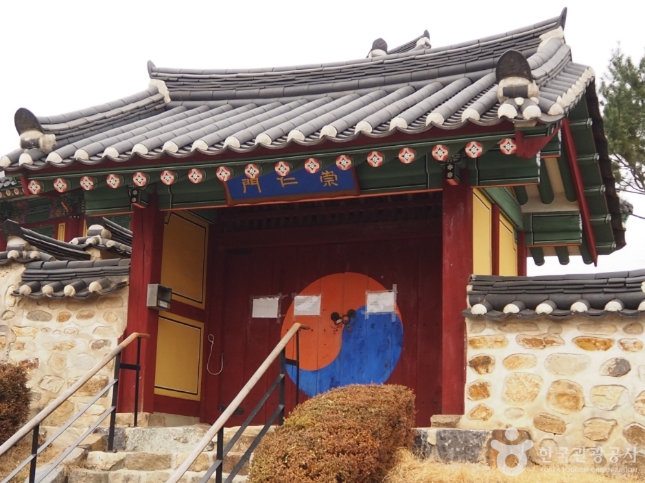 闕里祠
