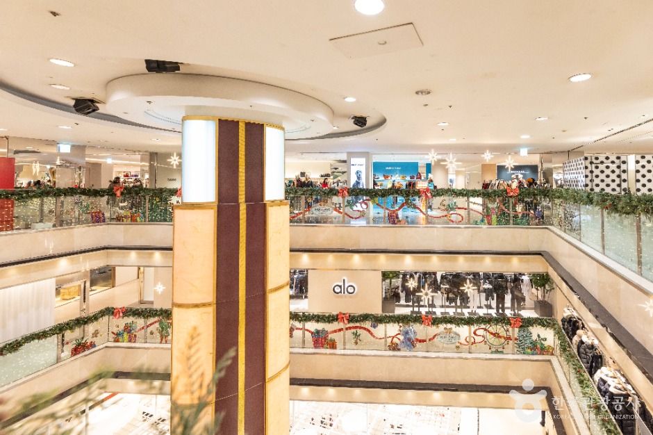 Burberry Men - Lotte Department Store Main Branch [Tax Refund Shop]