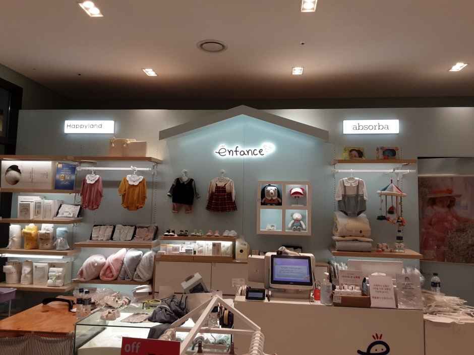 アンファン 現代プレミアムアウトレット 金浦店