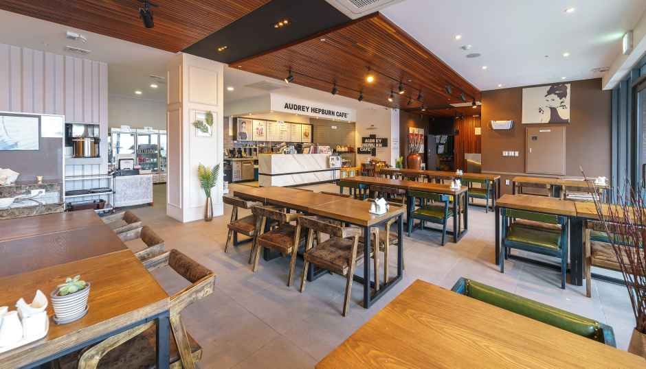 거제_프래밀리풀빌라호텔 (9).jpg