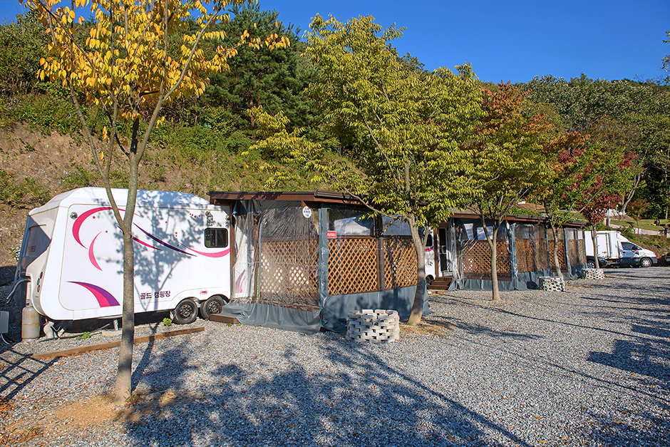 추월산 골드카라반캠핑장