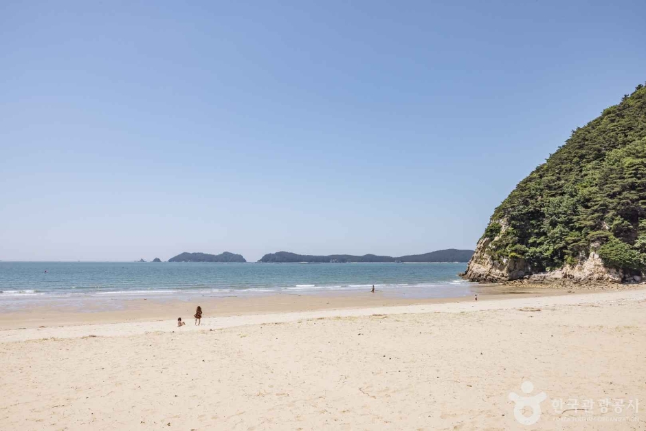 Galeumi Beach