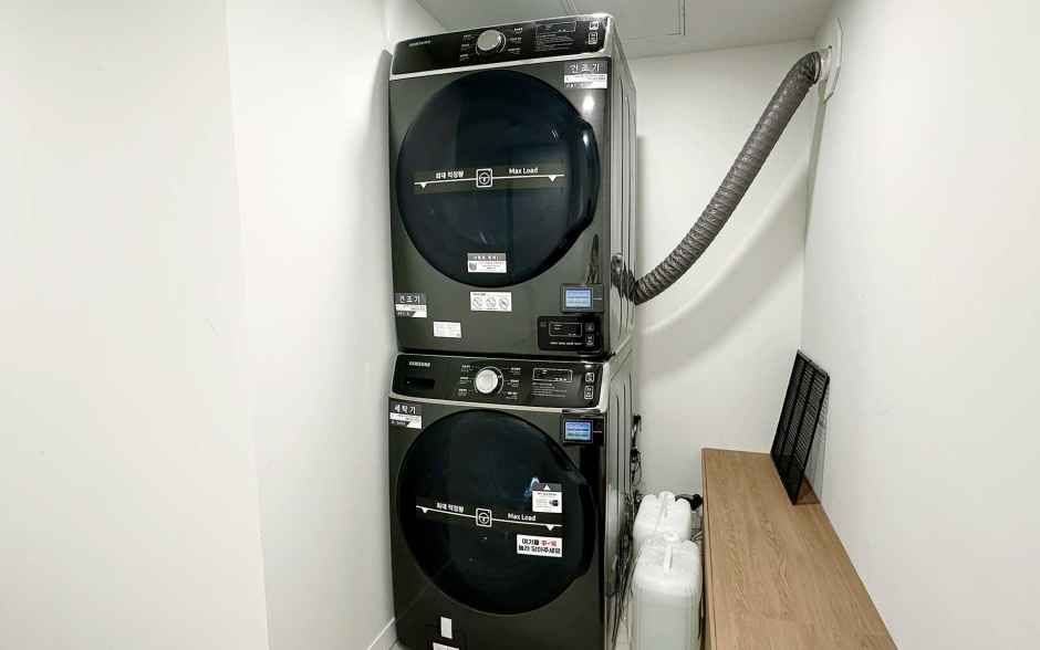 포항_코모도호텔 포항_세탁실.jpg