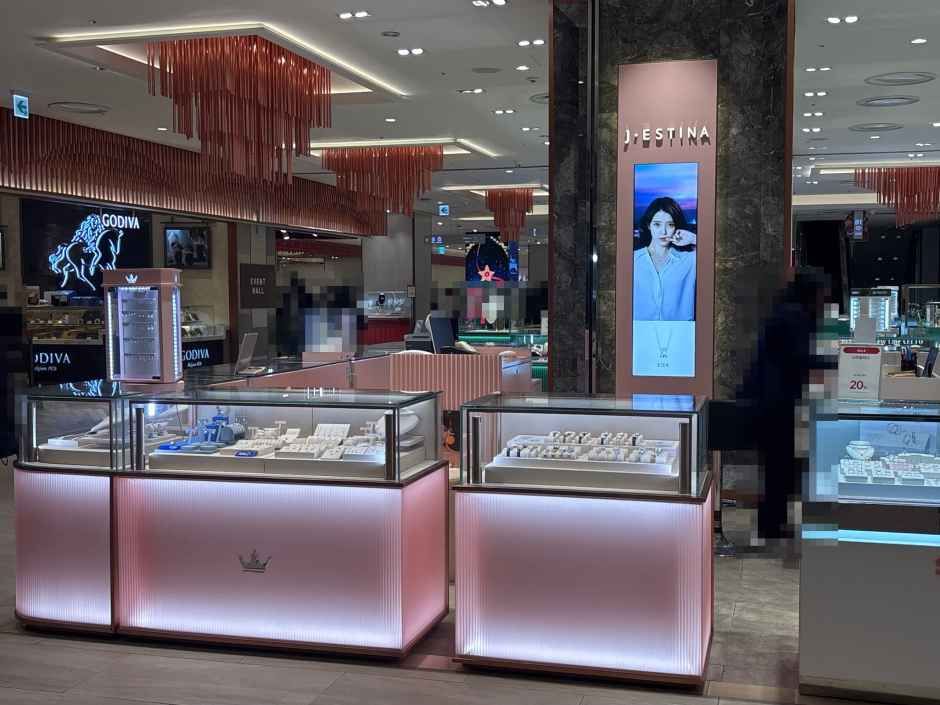 제이에스티나 롯데백화점 부산본점