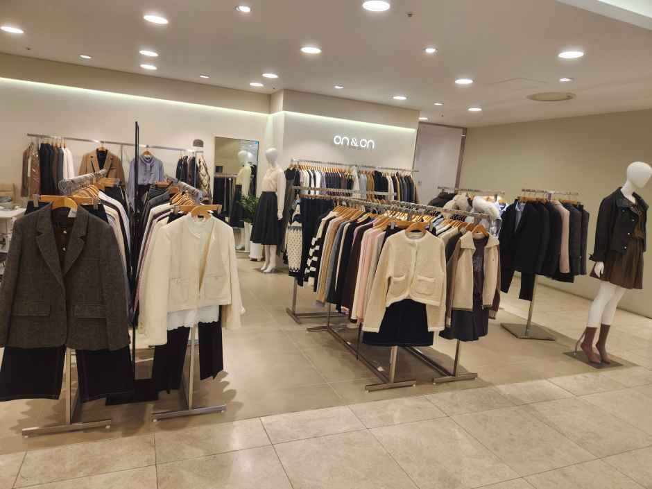 온앤온 현대아울렛 가산점