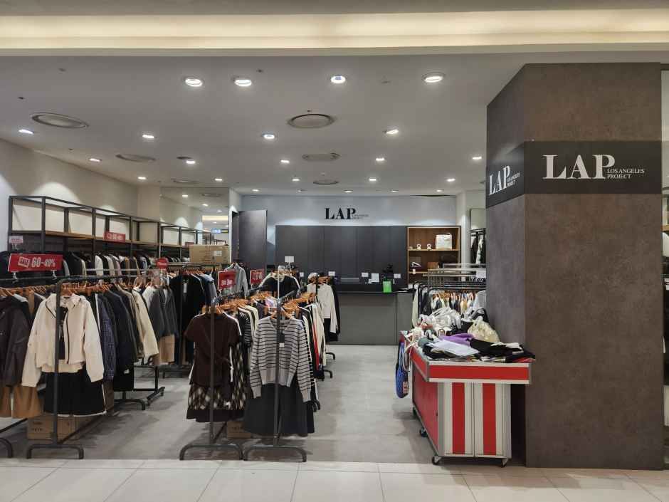 Rap Mario奥特莱斯 3馆店