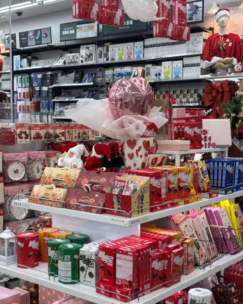 다이소 신사역점