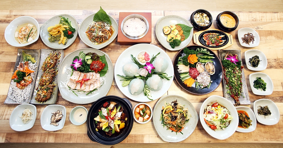 山香韩定食 九月店