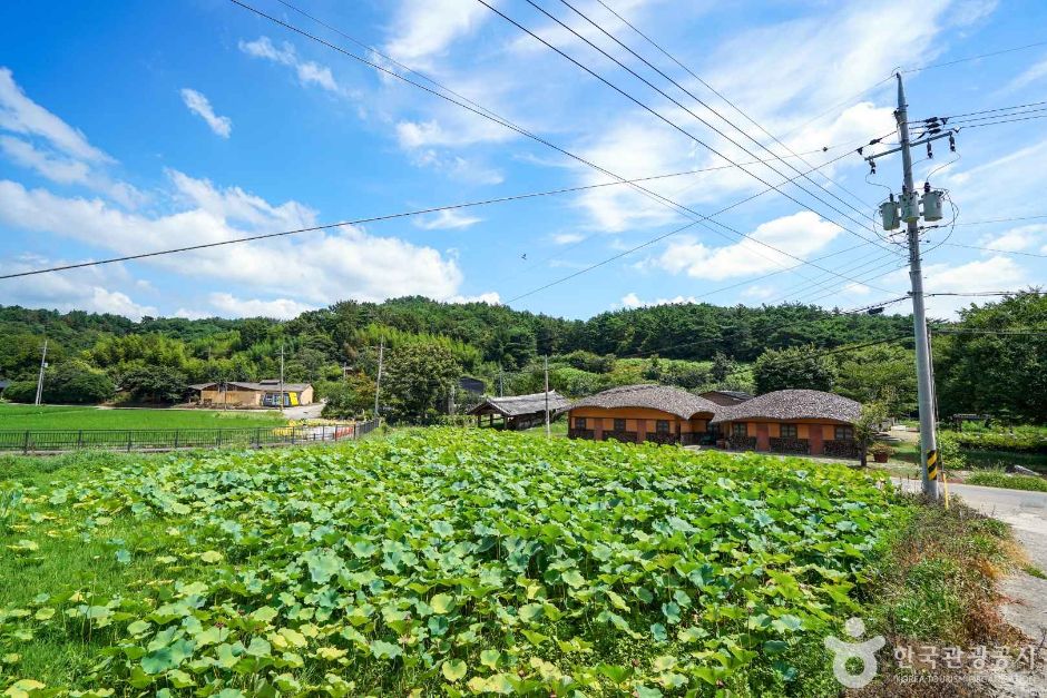 Sagi Areum Village