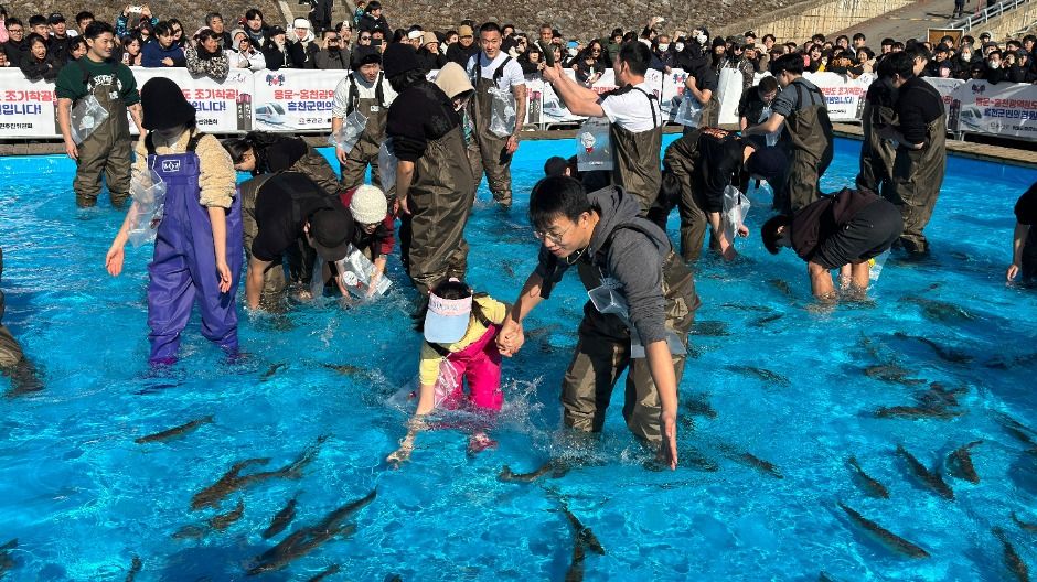 洪川江コンコン祭り