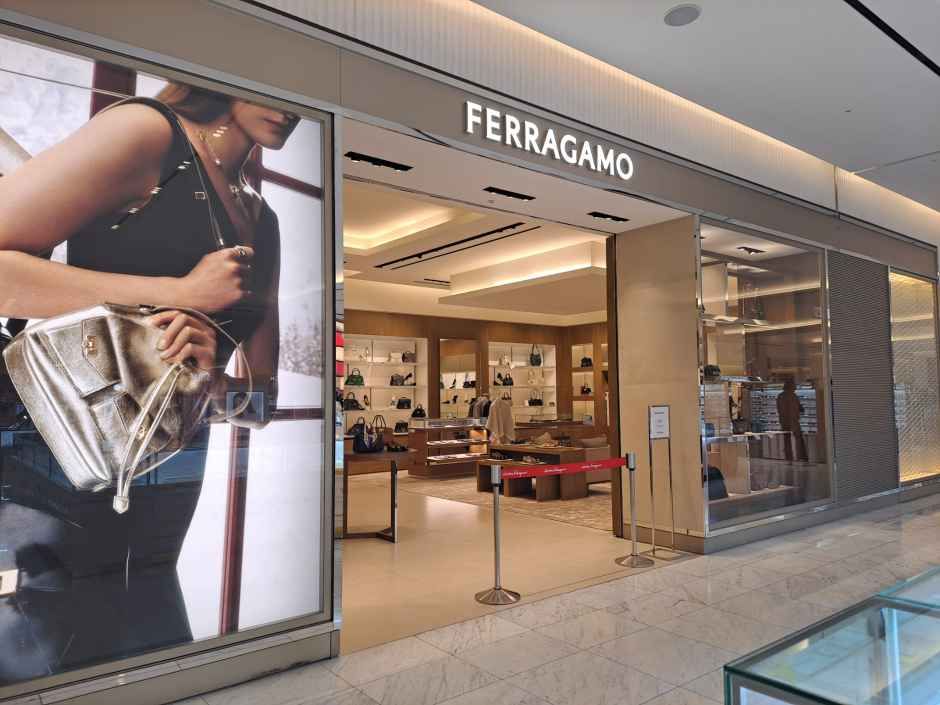 Ferragamo - Shinsegae Department Store Uijeongbu Branch [Tax Refund Shop](페라가모 신세계백화점 의정부점)