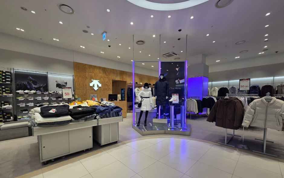 데상트 롯데프리미엄아울렛 파주점