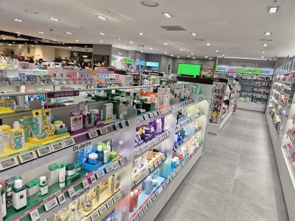 [事後免税店]Olive Young・NCシングロ（新九老）店(올리브영 NC 신구로점)