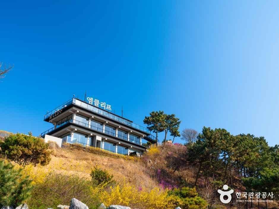 인천_중구_엠클리프_외부_1.jpg