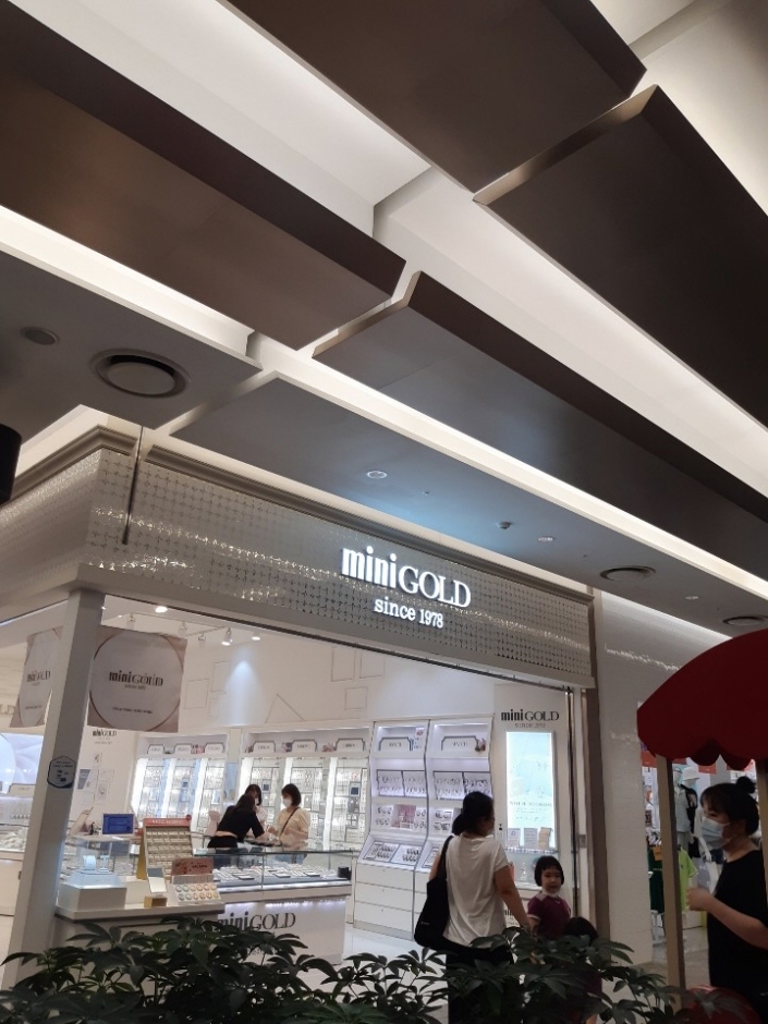 Mini Gold - Lotte Mall Suwon Branch