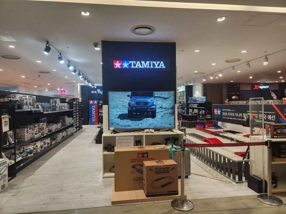 타미야 마리오아울렛 3관점