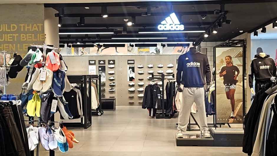 아디다스 뉴코아아울렛 평촌점