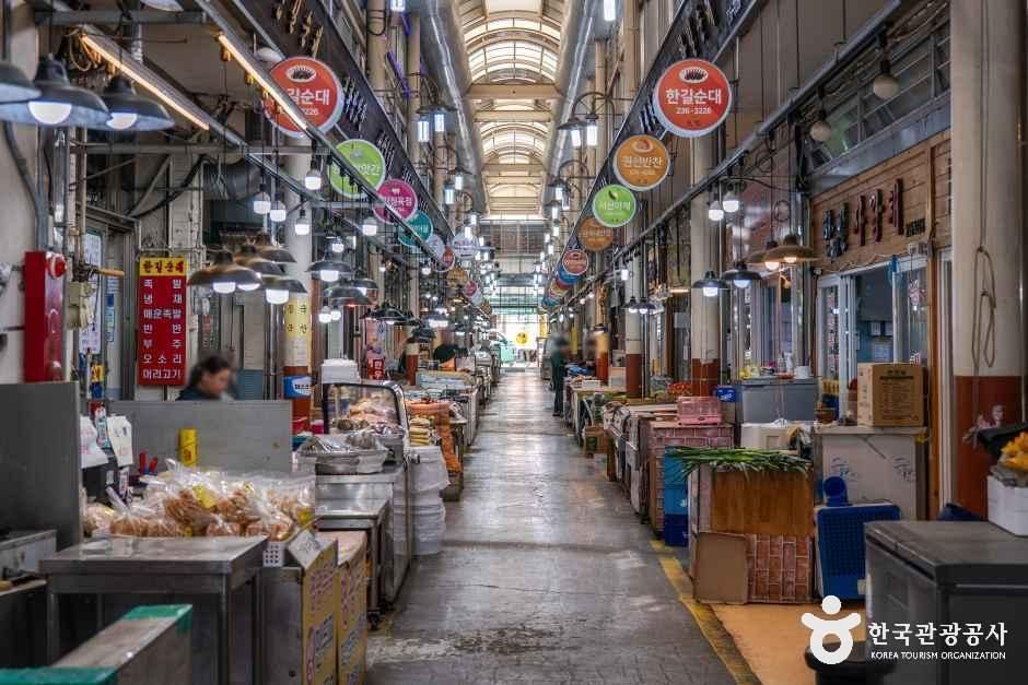 Gwonseon General Market 4
