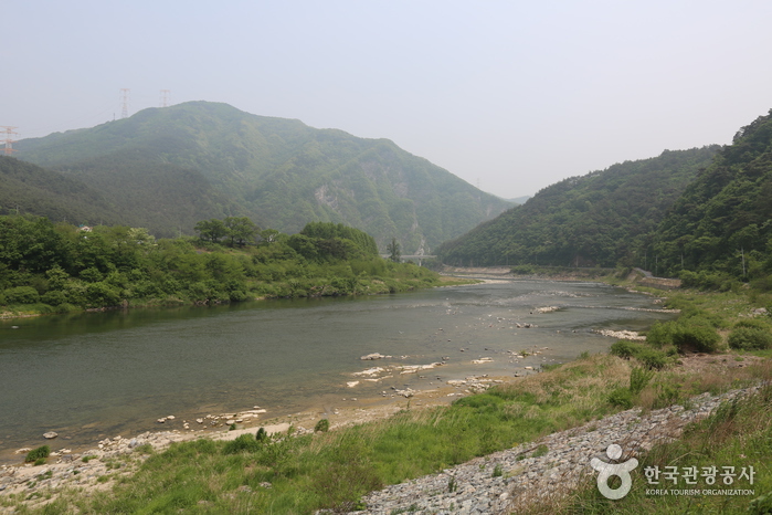 Donggang Rafting (Jeongseon)