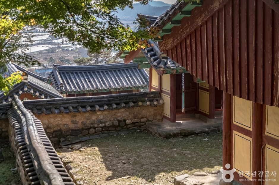 基川書院址