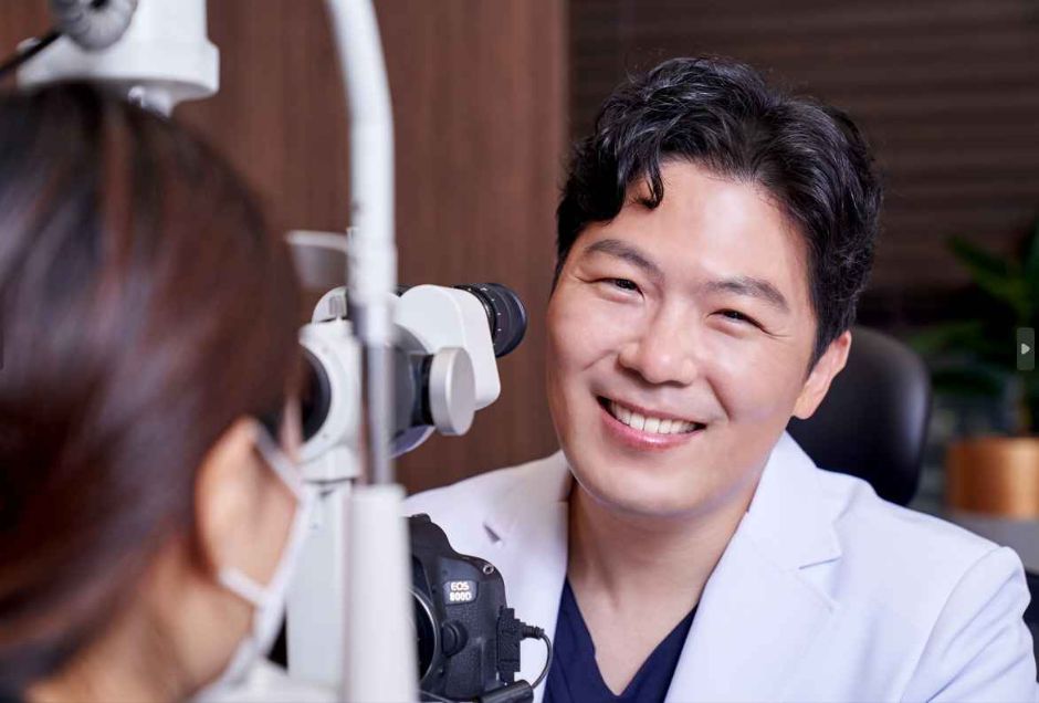30_대표사진_강남그랜드안과의원 (2)