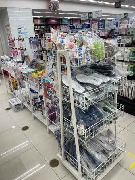 다이소 압구정역점