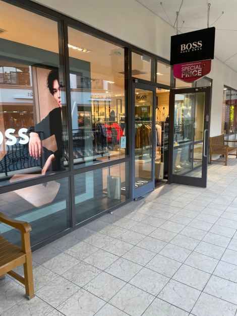 휴고보스 신세계사이먼프리미엄아울렛 파주점