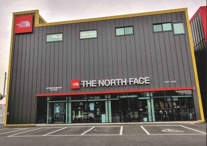 [事後免税店]THE NORTH FACE（ザ・ノース・フェイス）TNF・サンペ（三牌）店