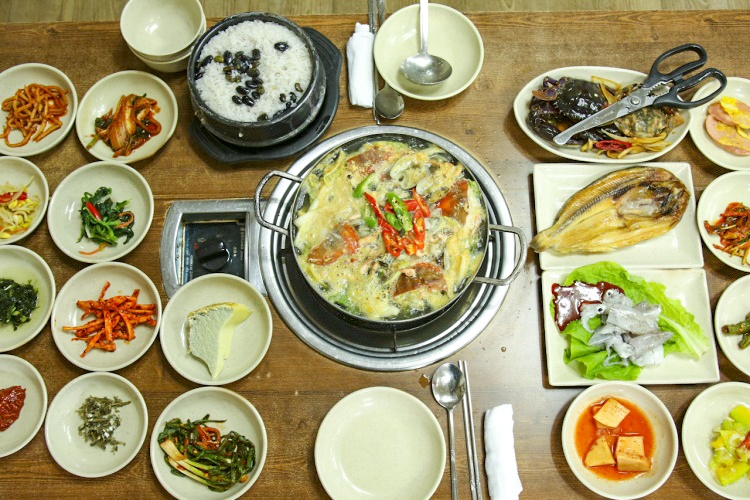 正宗土锅餐厅