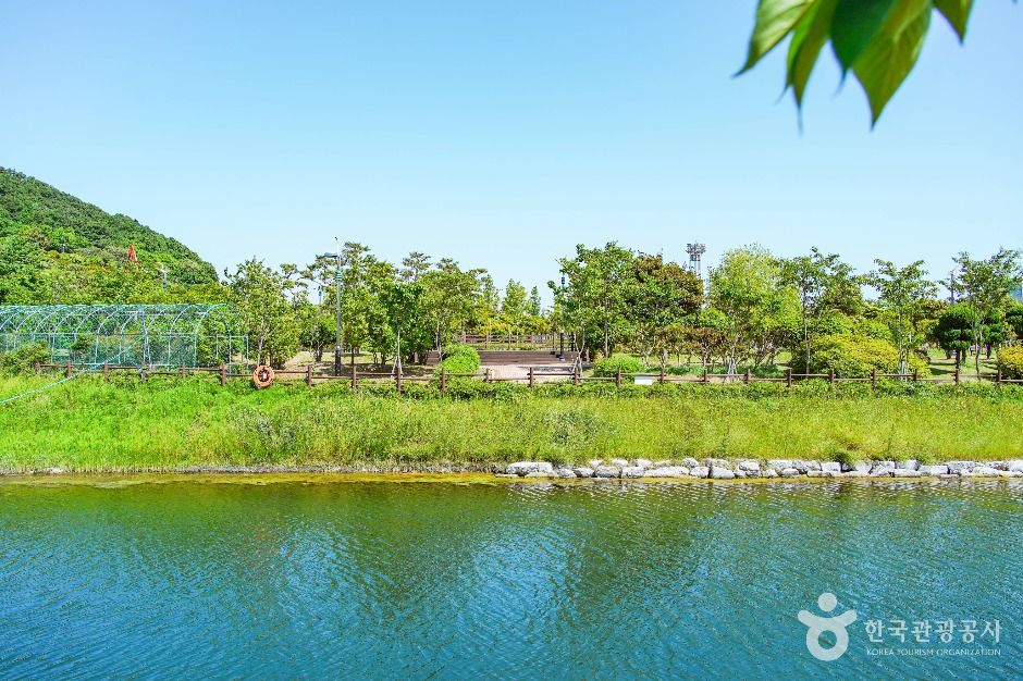 三鹤岛