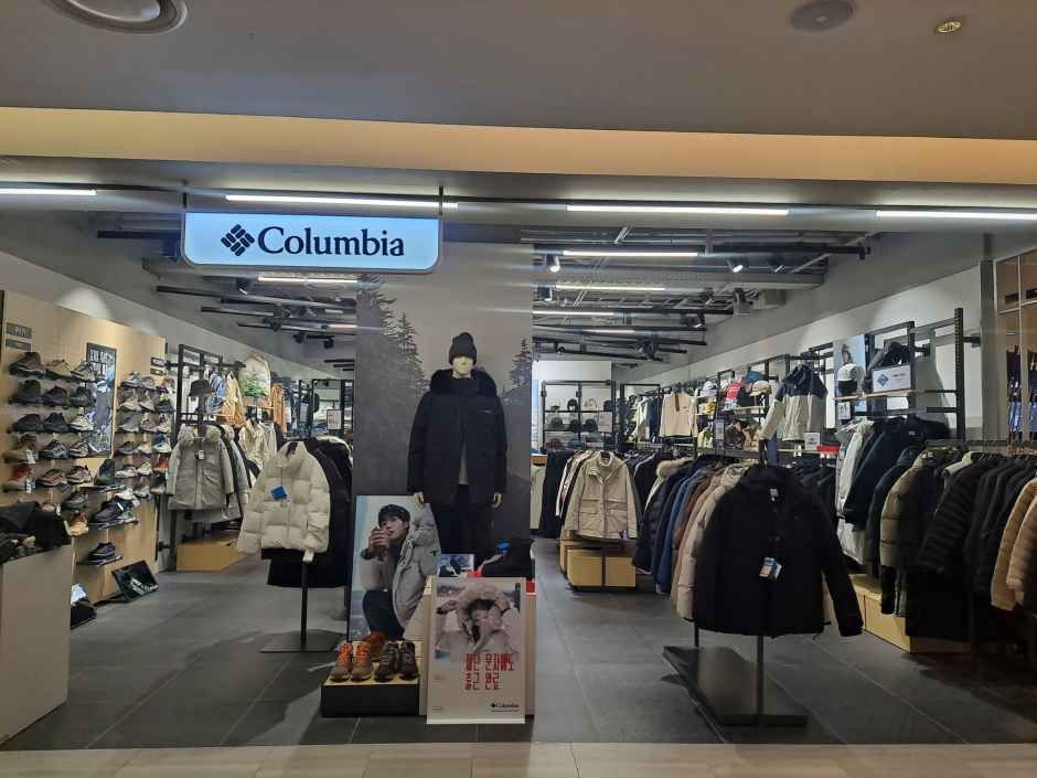 Columbia 现代奥特莱斯 东大门店