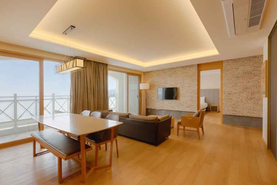 삼척_쏠비치호텔_&리조트 삼척_골드스위트 (1).jpg