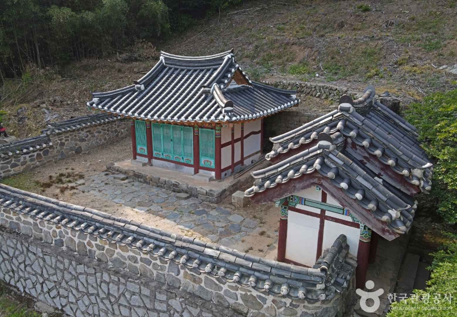 Seyang Shrine