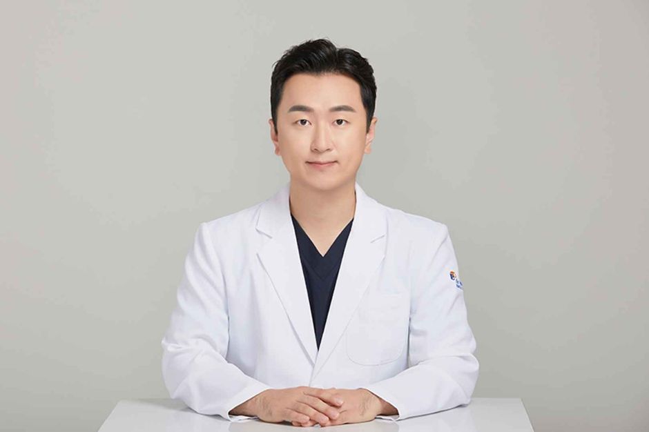 강남아이원스안과의원