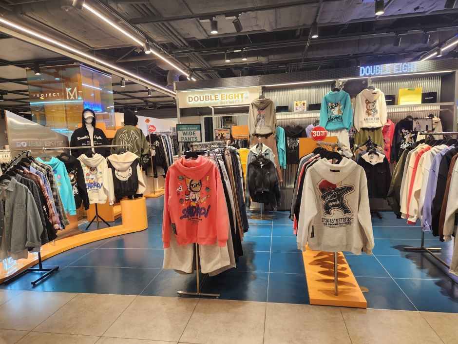더블에잇 NC 신구로점