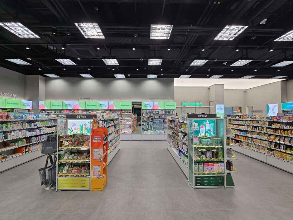 Olive Young LOTTE World Mall Branch [Tax Refund Shop](올리브영 롯데월드몰점)