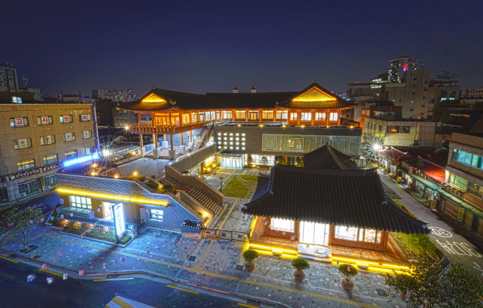 Музей корейской медицины Яннёнси в Сеуле