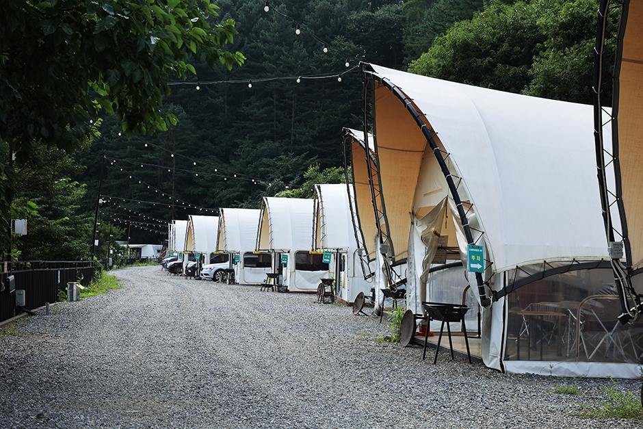 Gapyeong Four-Leaf Clover Caravan Glamping