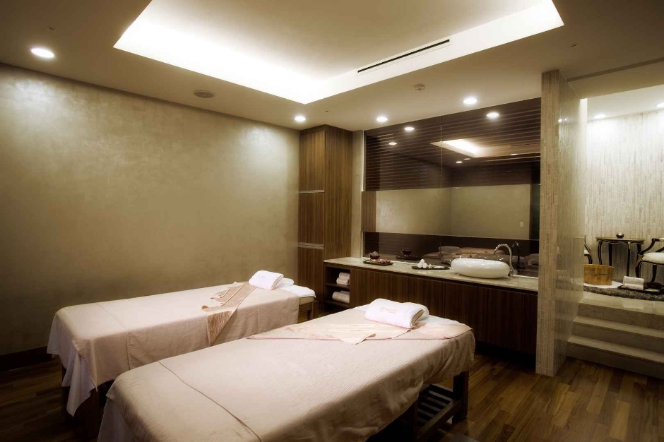 The Spa Hasta