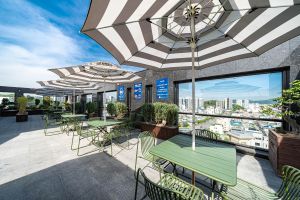 H1 Hotel (에이치원호텔)