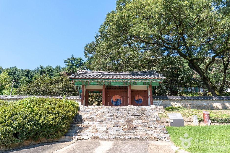 振威郷校