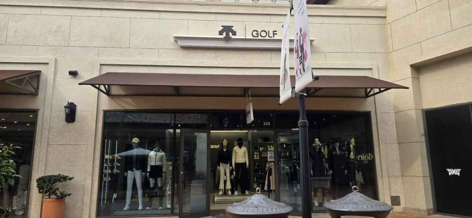 Descente 新世界Simon高级奥特莱斯 釜山店