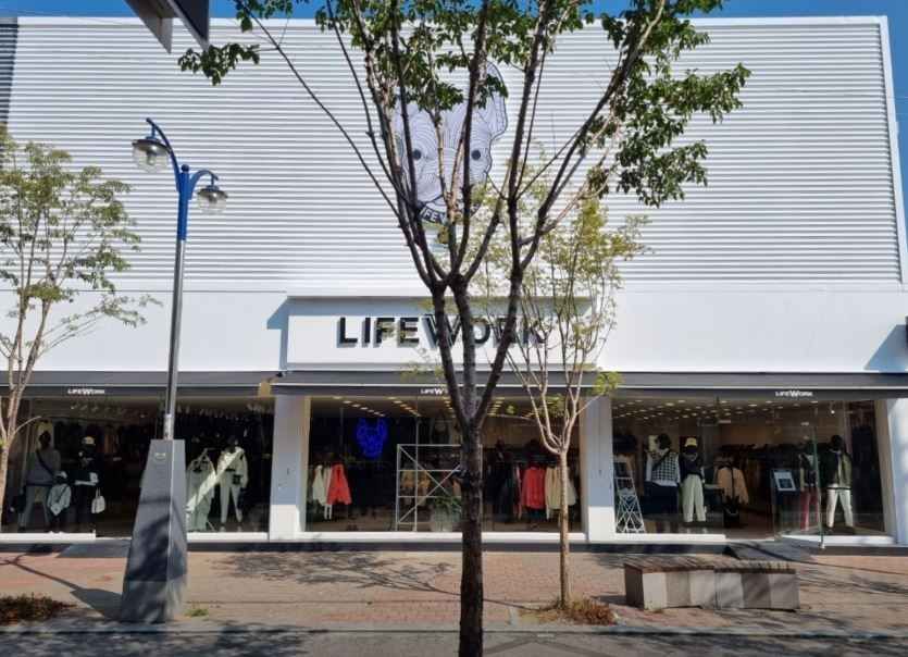 [事後免税店]LIFEWORK（ライフワーク）・テグダルソ（大邱達西）直営店