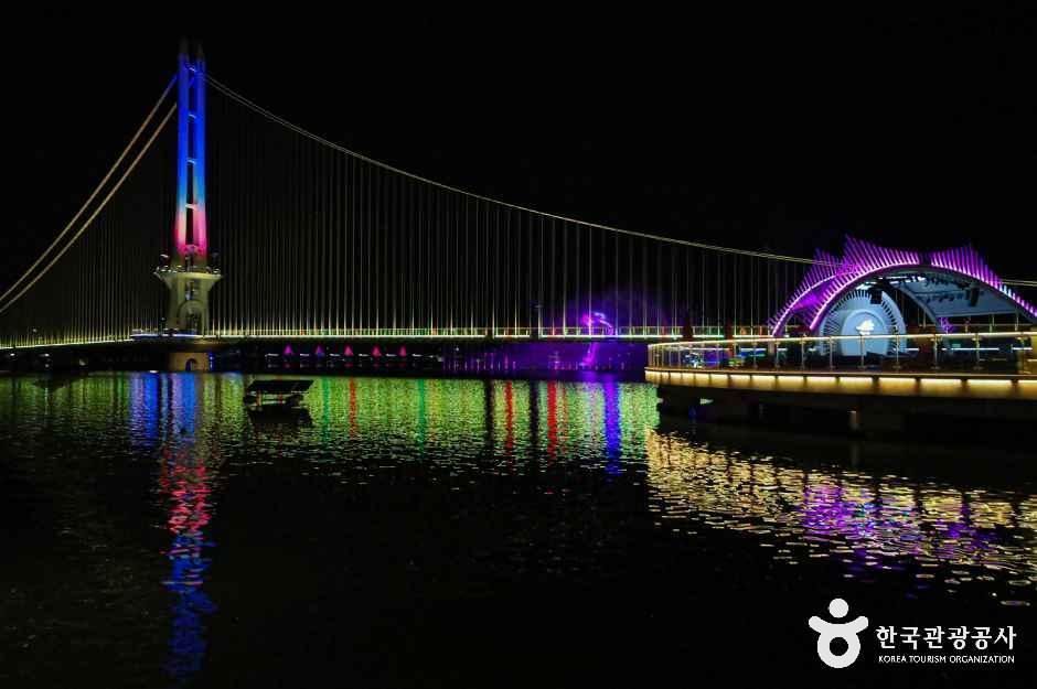 충남_예산_예당호 출렁다리(음악분수)_외부_8.jpg