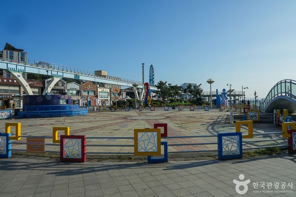 Wolmi Tourist Zone