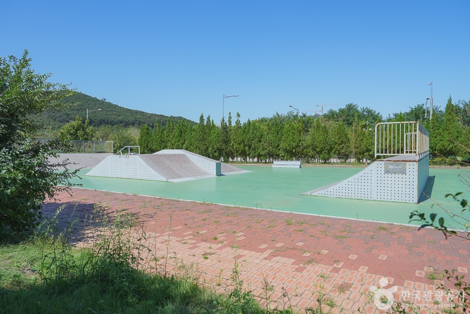 ミダンシティ1号近隣公園