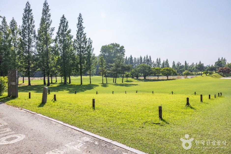 仁川景西洞 緑青瓷窯址