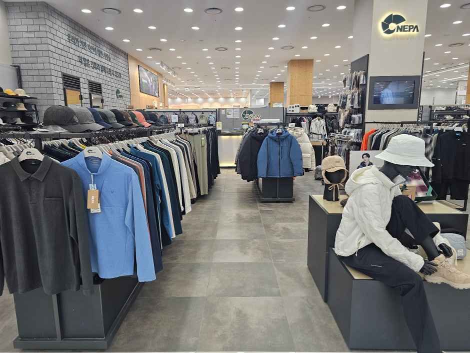 ネパ モダアウトレット 仁川店