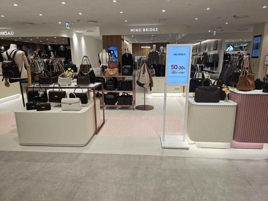 Samantha Thavasa - Lotte Mall Gwangmyeong Branch [Tax Refund Shop] (사만사타바사 롯데몰 광명점)