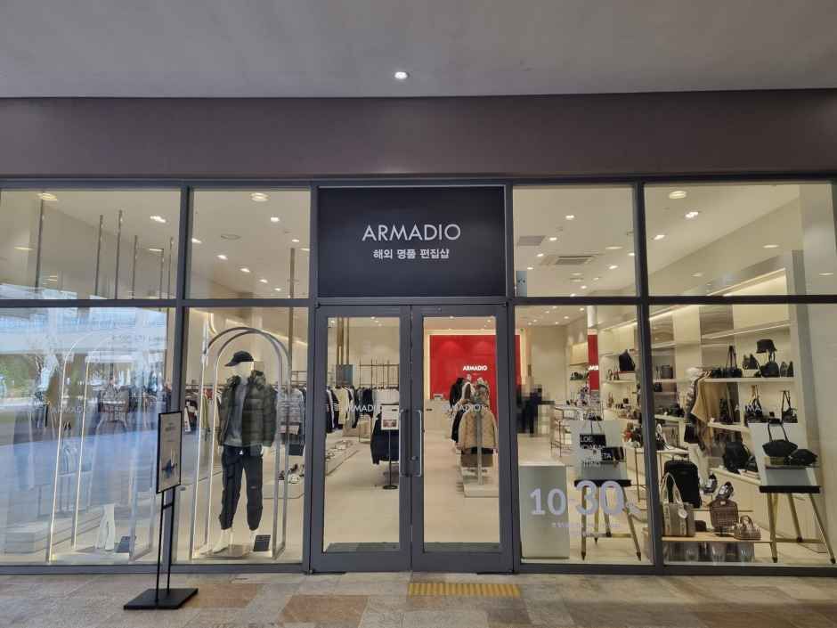 Armadio Lotte Premium Outlets Icheon Branch